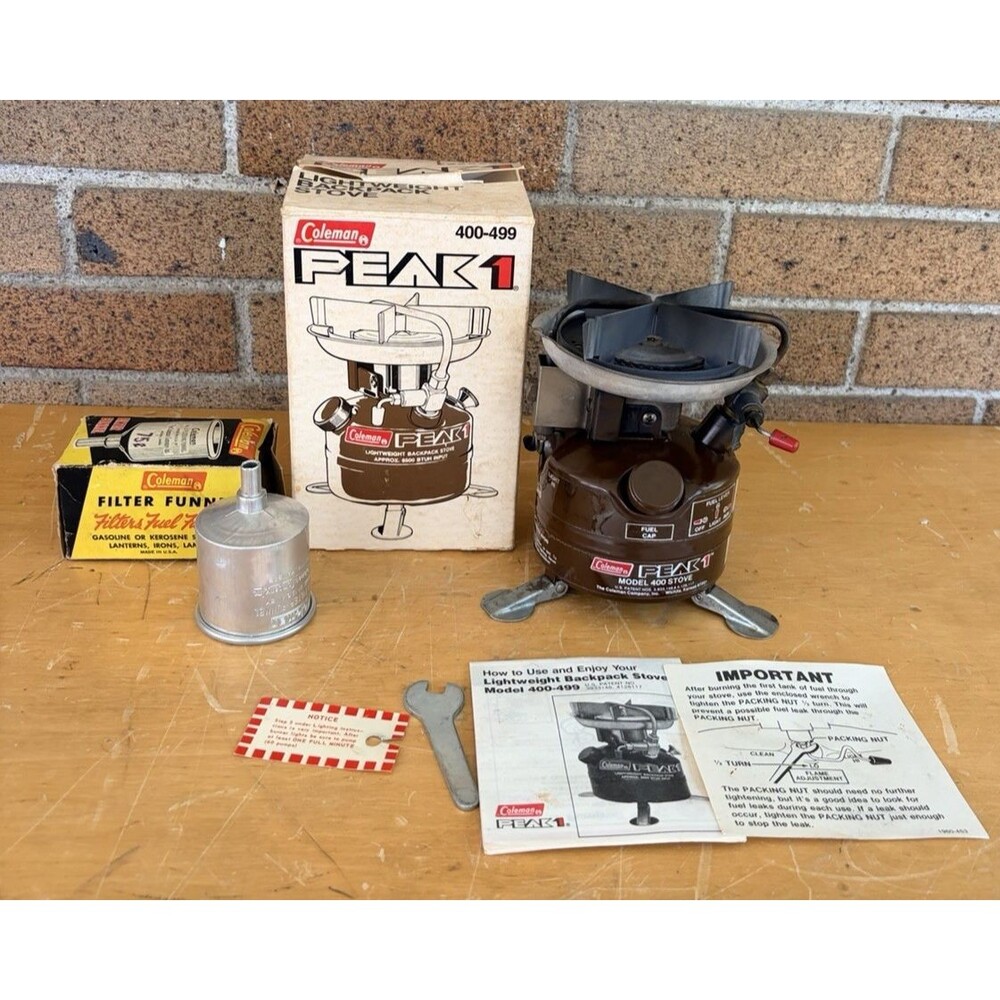 Coleman Peak 1 Backpack Stove Model 400 W/Manual, Wrench, Funnel & Box Tested
